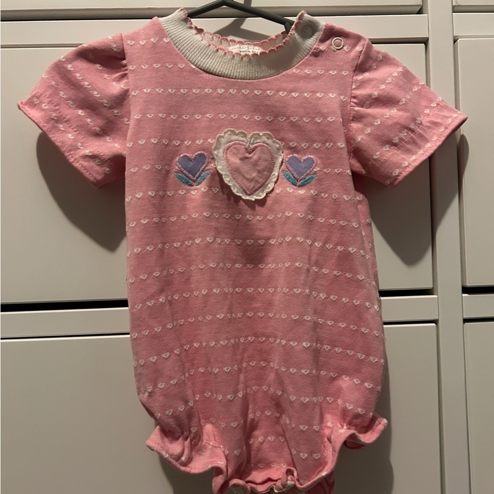 Health Tex vintage pink heart romper- 18 months - Picture 1 of 4